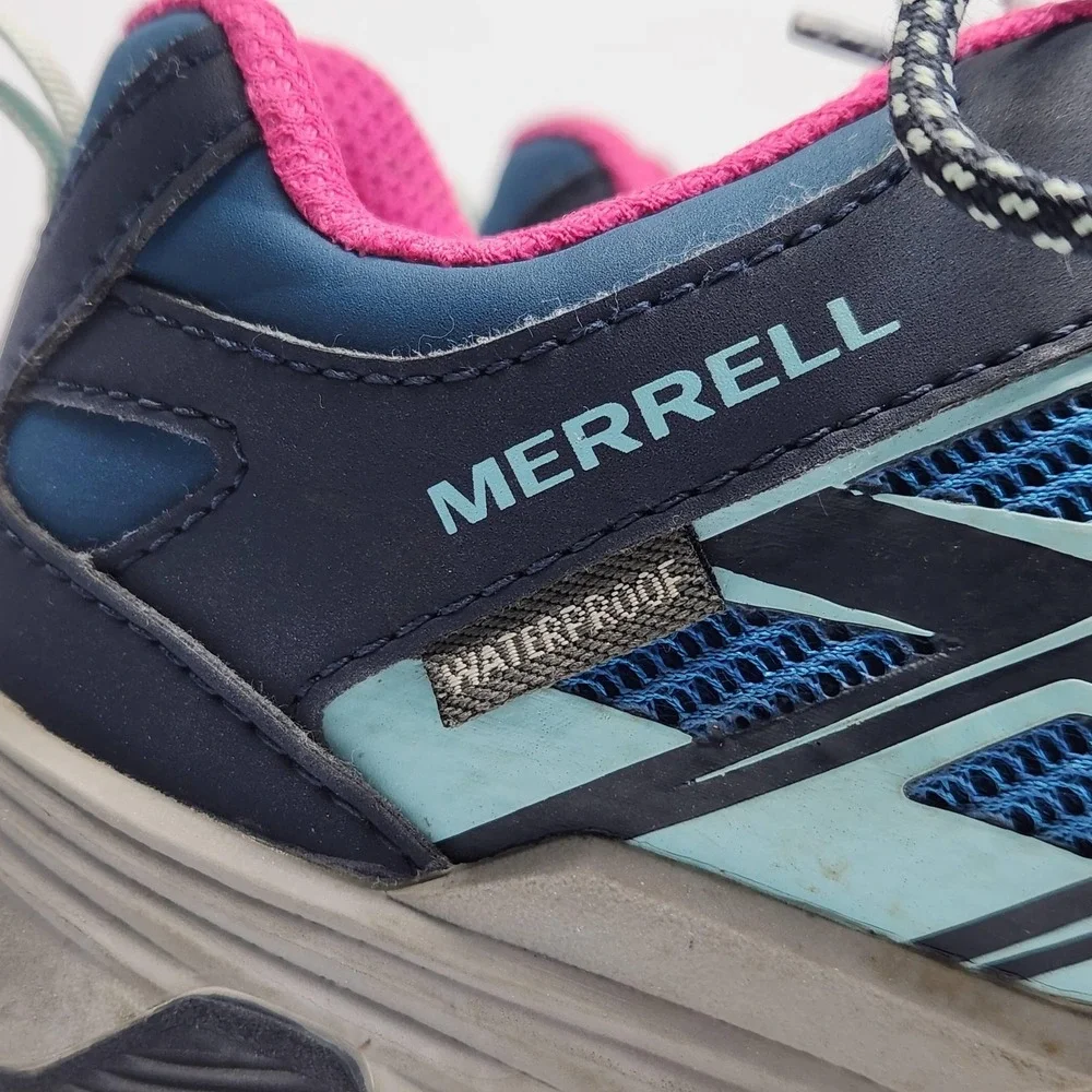 Merrell Moab FST Low Waterproof Hiking Shoes Girls Size 2.5 Blue Pink Sneakers